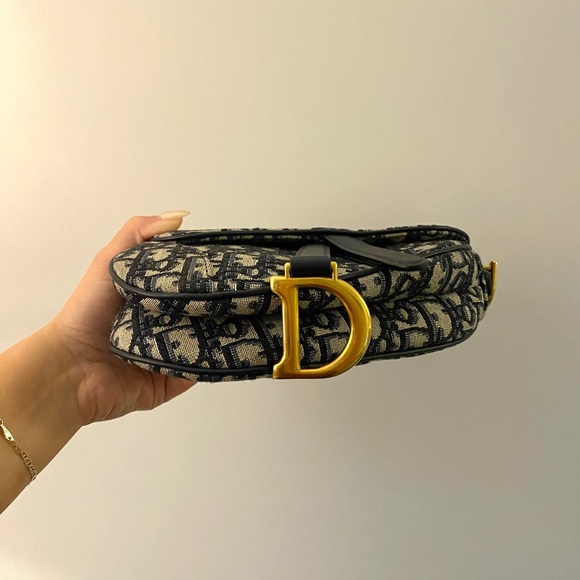 Holiday Sale🚨Authentic Dior saddle bag - Picture 9 of 10